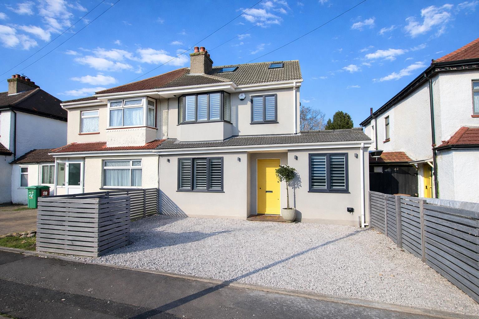 4 bed property in Gassiot Way, Sutton